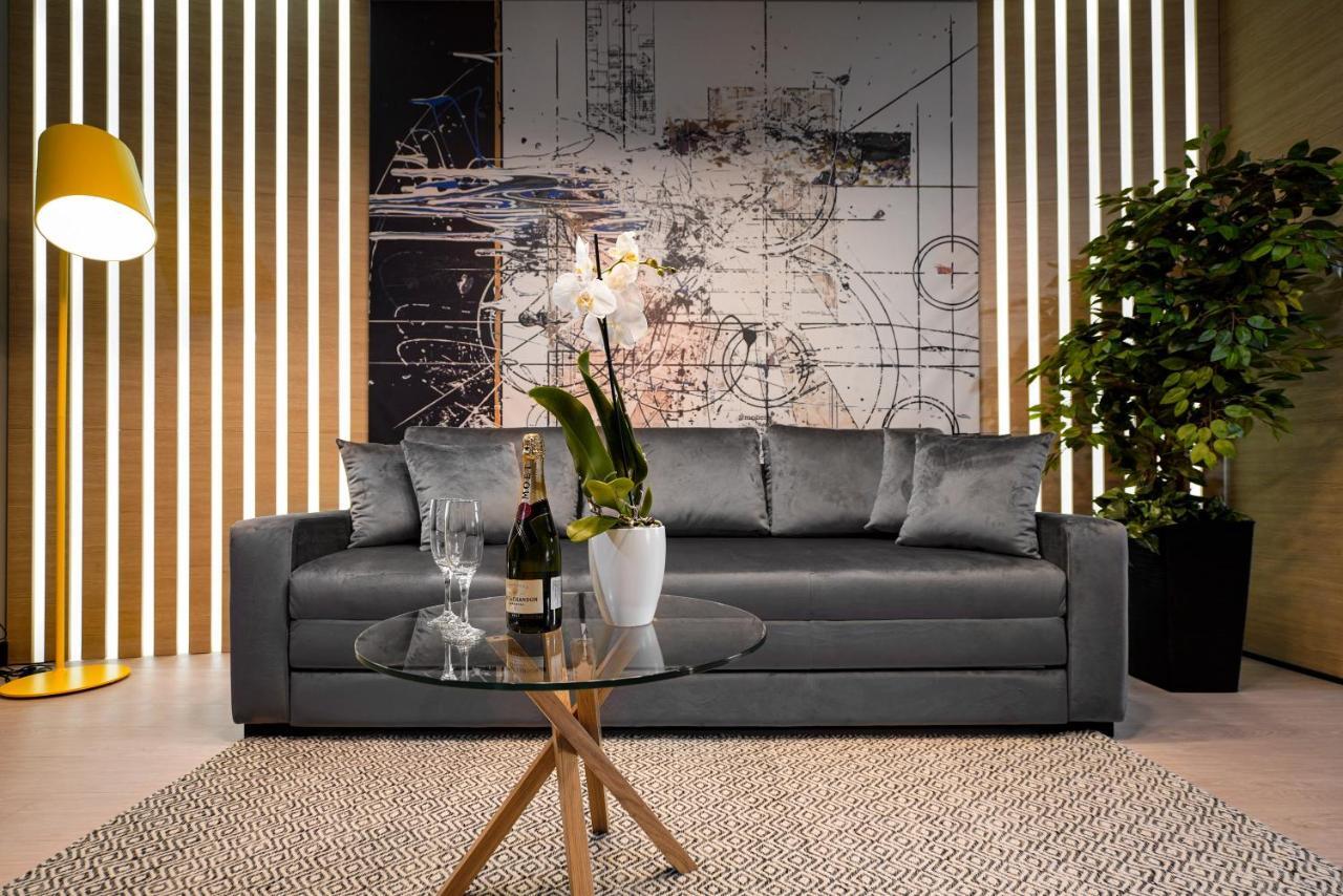 Maccani Black Luxury Suites Belgrade Extérieur photo