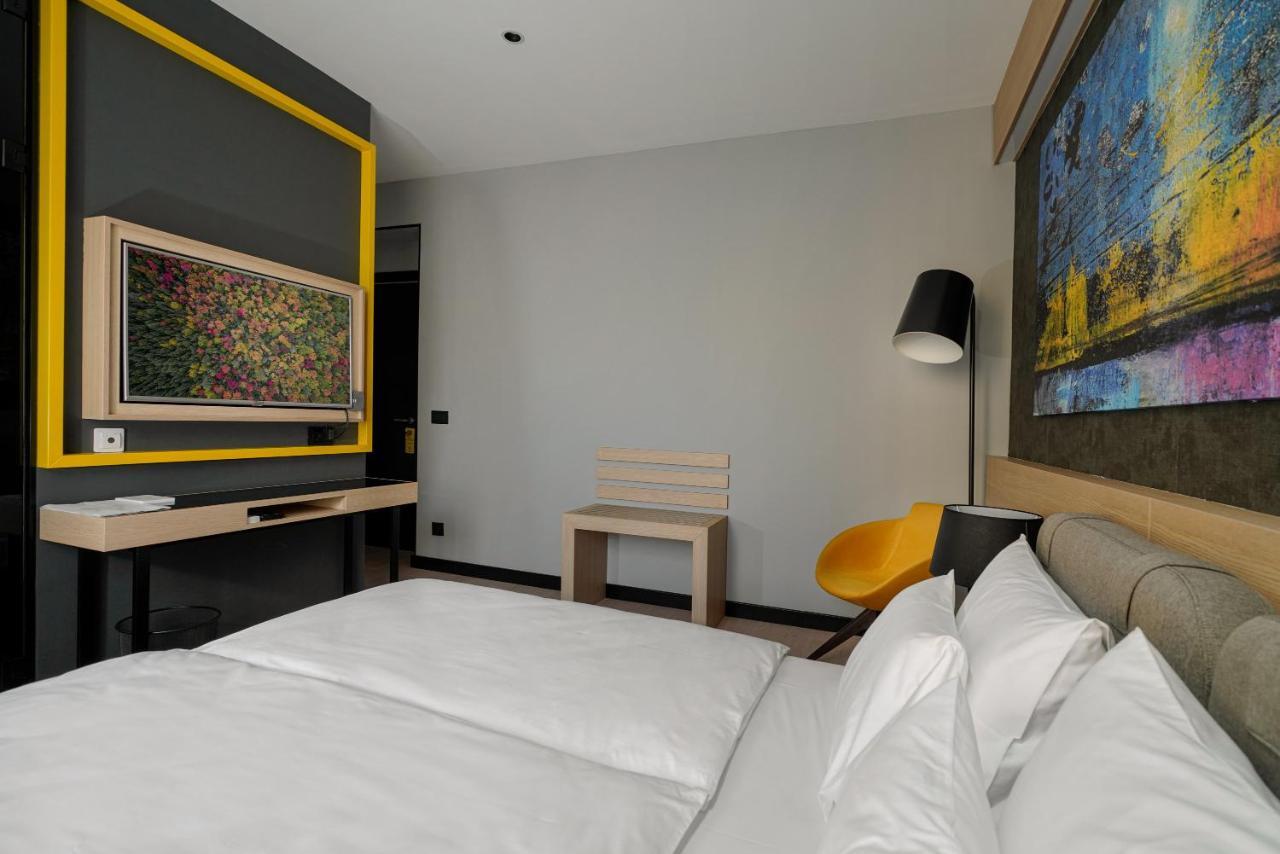 Maccani Black Luxury Suites Belgrade Extérieur photo